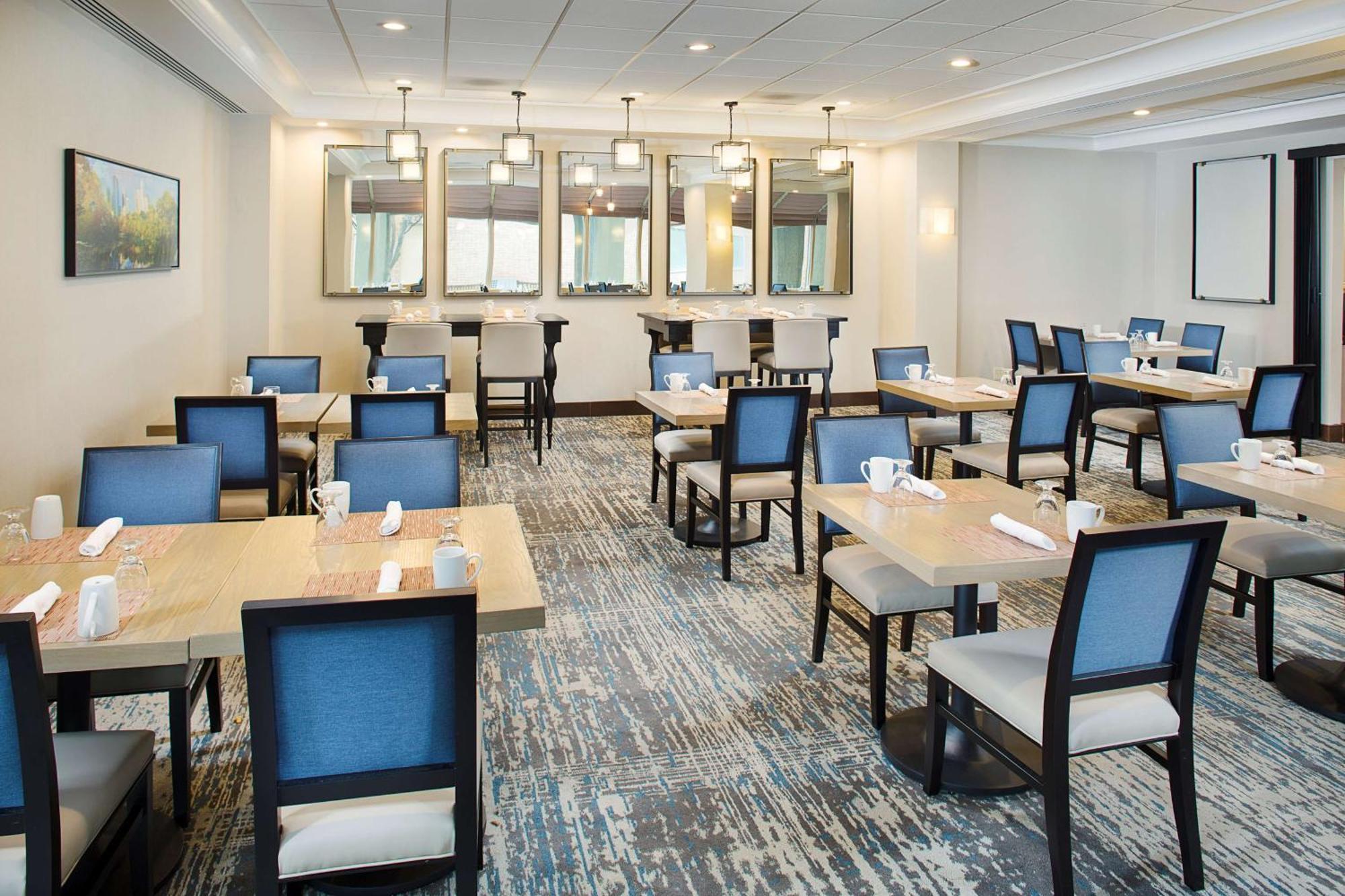 Hilton Atlanta Perimeter Suites Sandy Springs Bagian luar foto