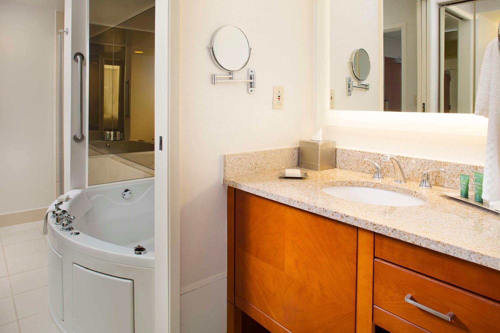 Hilton Atlanta Perimeter Suites Sandy Springs Bagian luar foto