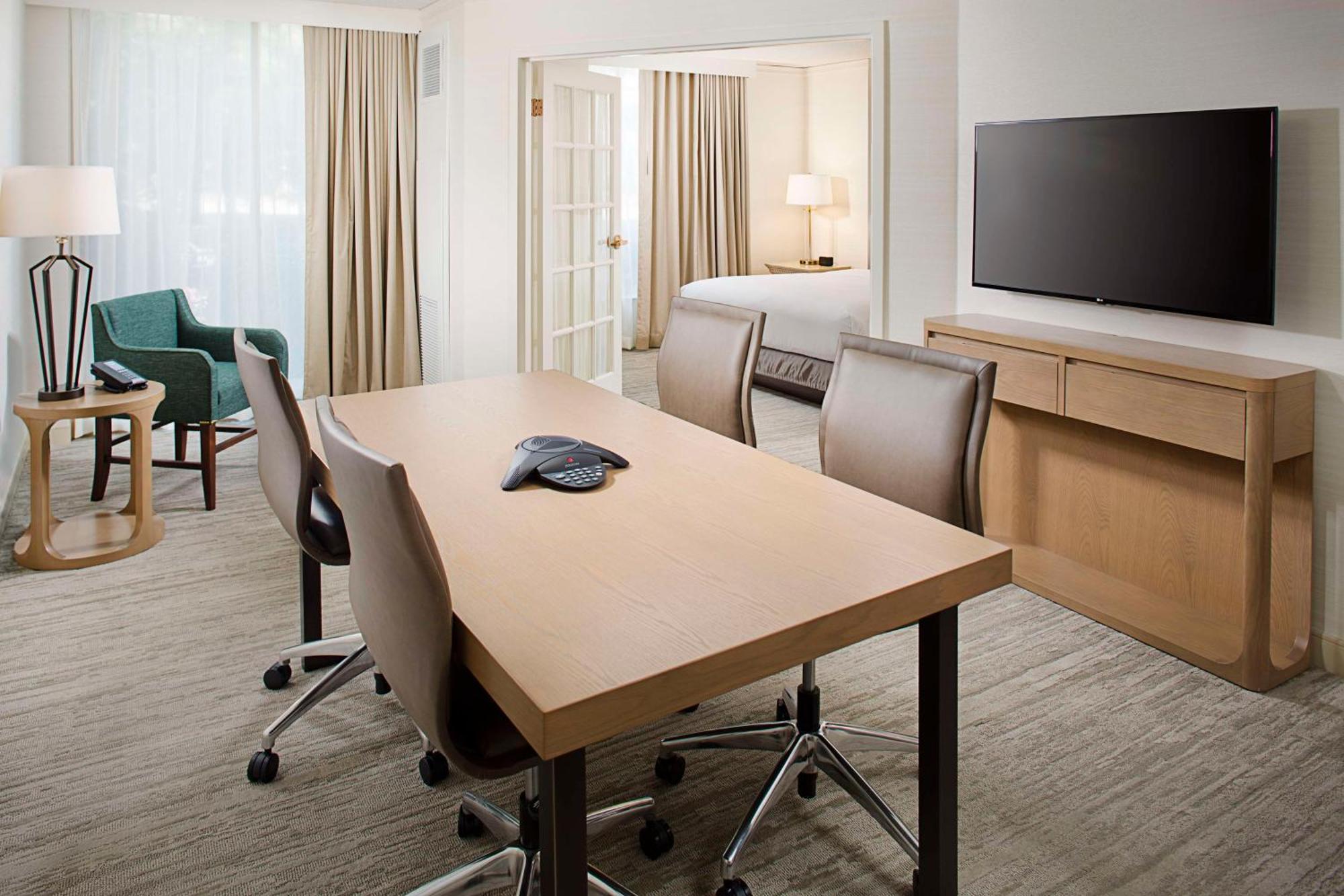 Hilton Atlanta Perimeter Suites Sandy Springs Bagian luar foto